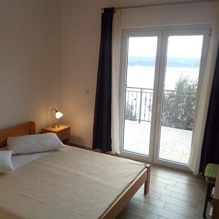 Apartment On The Beach Локва Рогозница Екстериор снимка
